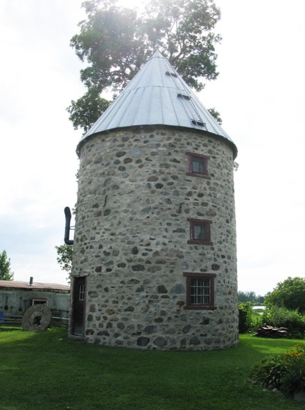 Moulin de Chaput ou de P�caudy - Contrecoeur