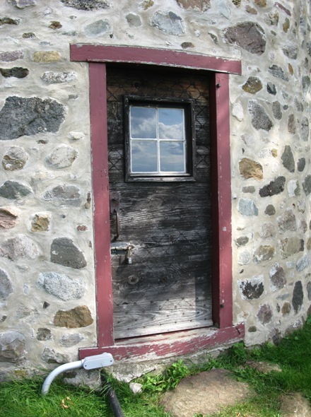 Porte du Moulin de Chaput ou de P�caudy - Contrecoeur