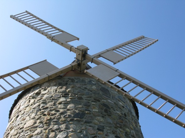 Ailes de face du Moulin de St Gr�goire - B�cancour