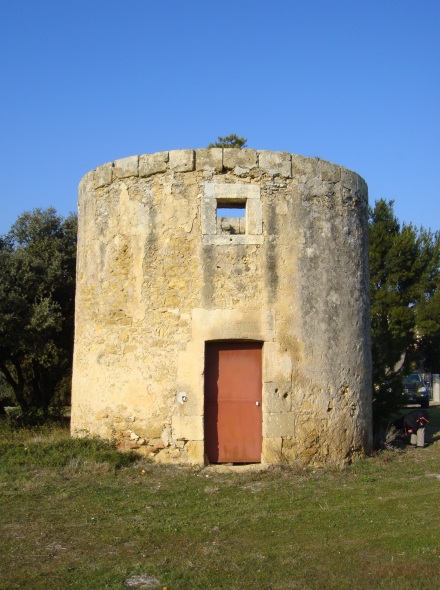 Moulin St Roch - Aureille
