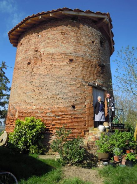 Moulin d'En Touret avec sa propritaire