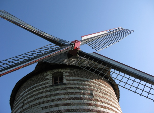 Les ailes flamandes du moulin de Beuvry