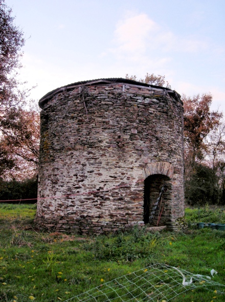 Ancien moulin  Bouill Mnard