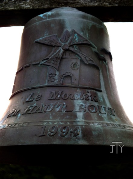 Belle cloche du moulin du Haut Bout - Cancale