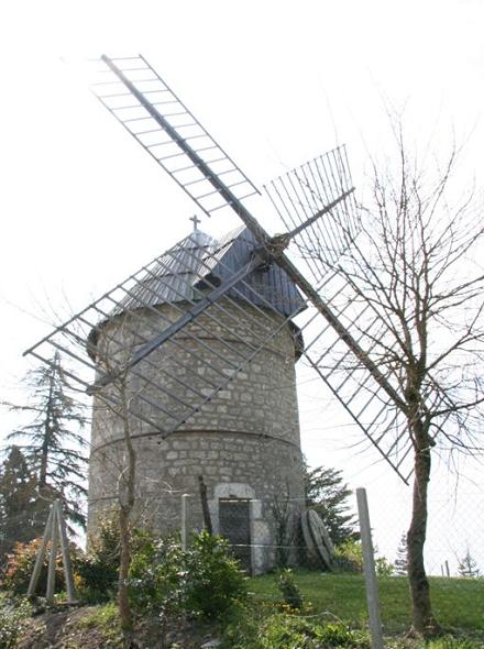 Le moulin de rigal a retrouv ses ailes