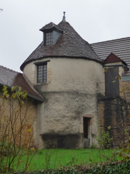 Ancien moulin  Champvans