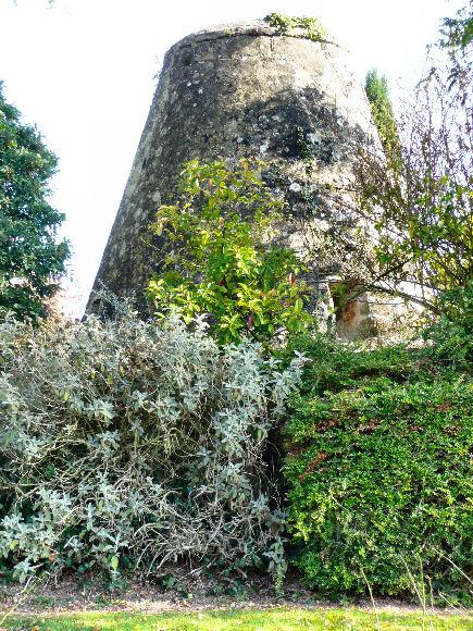 1er moulin de plus prs - rue de Soulanger - Dou la Fontaine