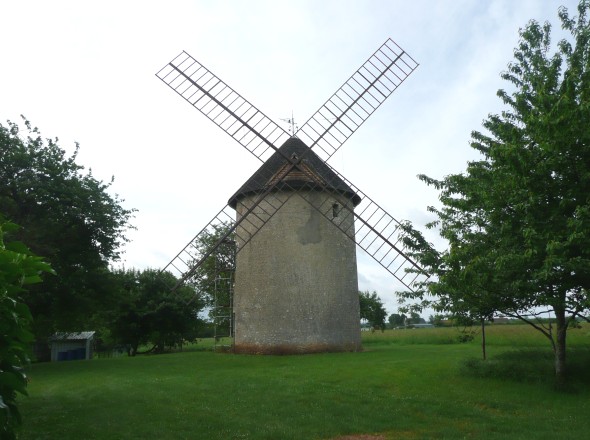 Le moulin de Vorly, de face