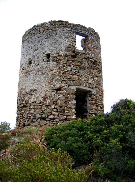 Tour de moulin au col de la Serra