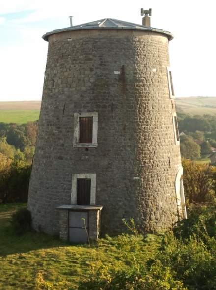 Moulin d'Escalles - autre vue