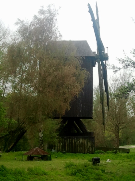 Le moulin de Jonville, vu de ct