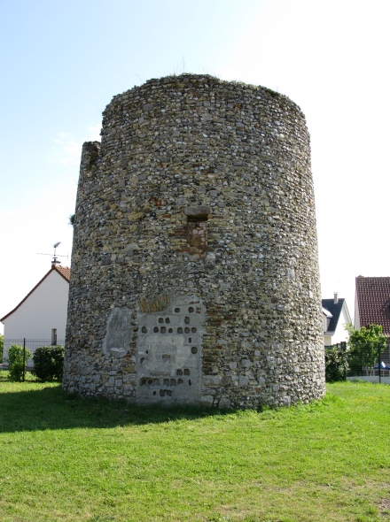 Ancien moulin  Etaples, autre vue