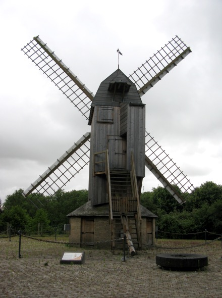 Le moulin des Huttes  Gravelines autre vue