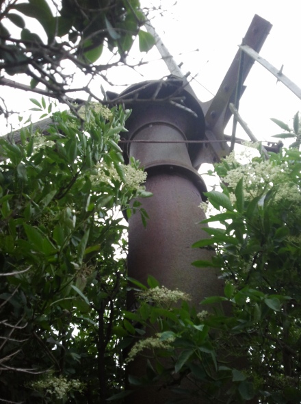 Moulin en fonte - autre vue,  Guemps