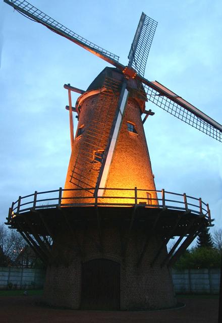 Le moulin Hollebeke de nuit