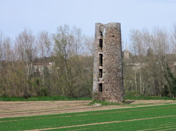 Moulin route de Mauves, prs du Pont