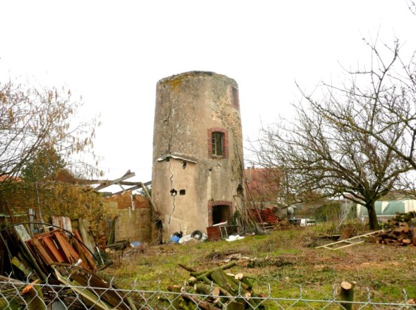 Ancien moulin rue des vieux mtiers - La Salle de Vihiers