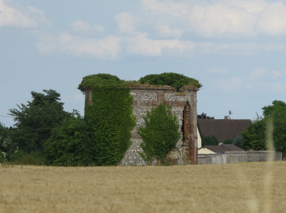 Tour de guet ou ancien moulin ?