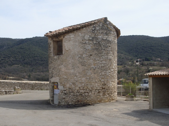 Ancien moulin  Mthamis