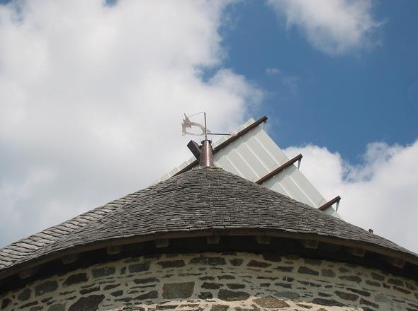 Girouette permettant de connatre le sens de vent, afin d'orienter les ailes