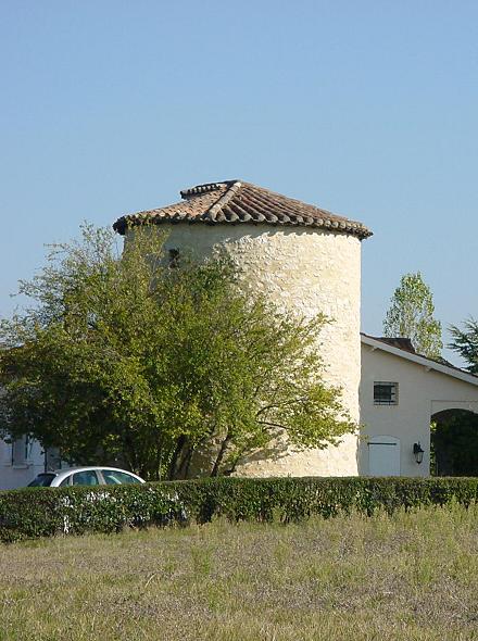 Moulin habit  Montaut les Crneaux