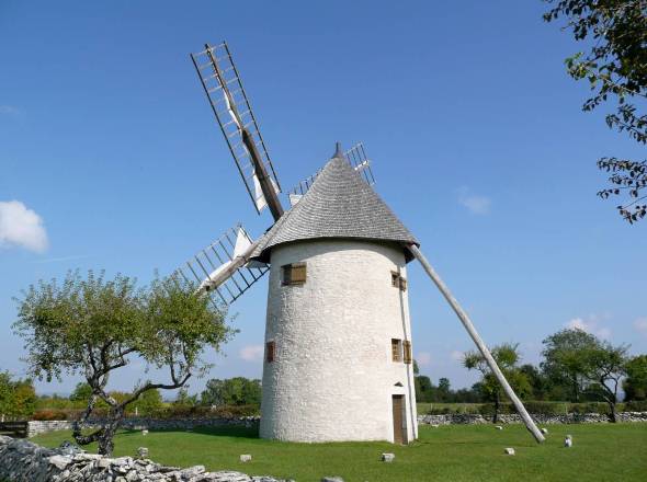 Le moulin de Montceau Echarnant, vue arrière