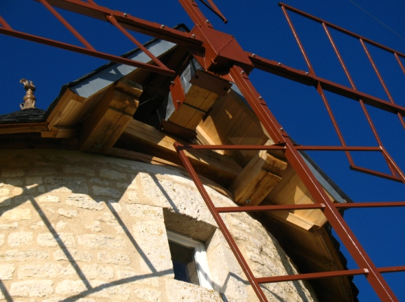 La tte de l'arbre qui supporte les ailes - Moulin de Montdoumerc