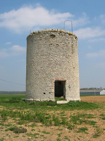 Moulin d'Orsonville - une face