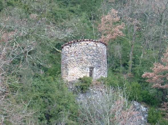 Ancien moulin de Pailhs