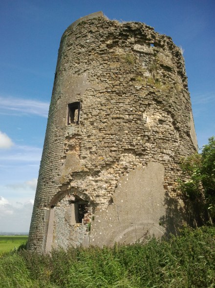 Moulin de Pihen les Guines, autre vue, rapproche