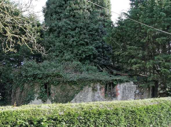 Cavette construite en dessous ou autour du moulin