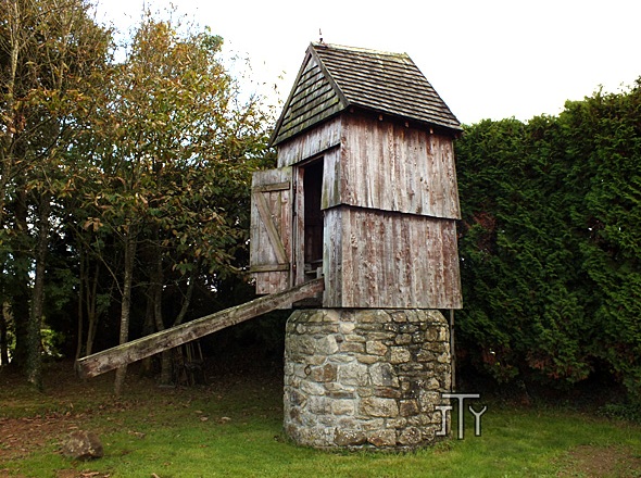 Moulin du Bourg - Plougonver, autre vue