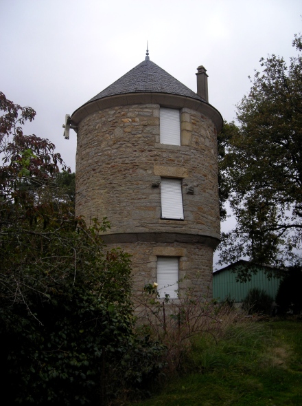 Ancien moulin à Plumergat