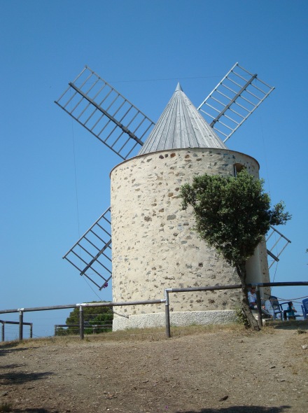 Le moulin vu de derrire