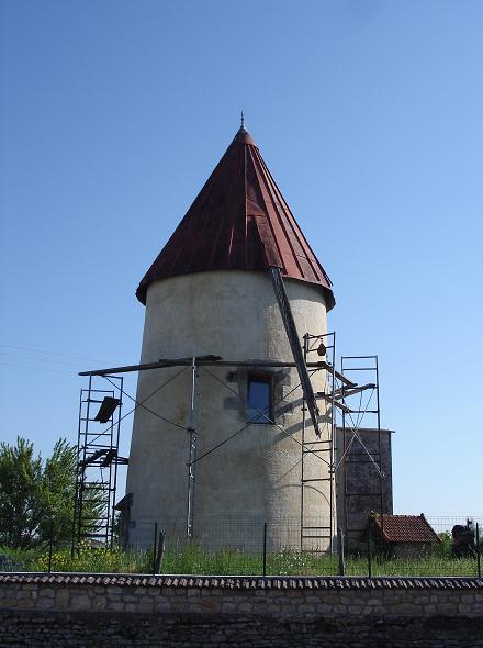 Moulin Galerne  Puyravault, en restauration