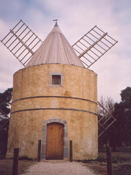 Autre vue du moulin de Paillas restaur