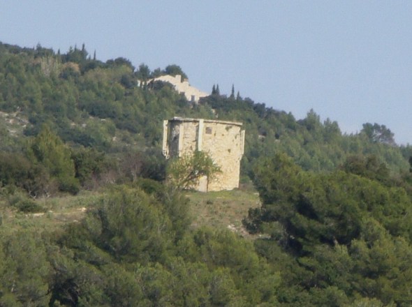 Un moulin du quartier de l'Aire de l'Hpital - Rognes