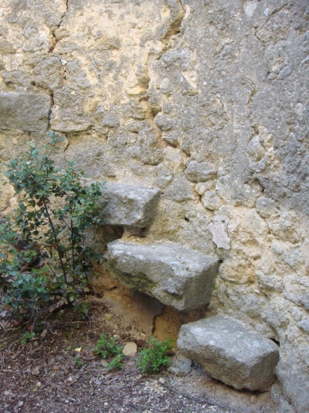Escalier du 2e moulin du Defens - Rognes