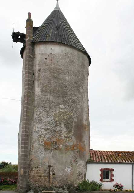 Moulin de la Bourrie, autre face