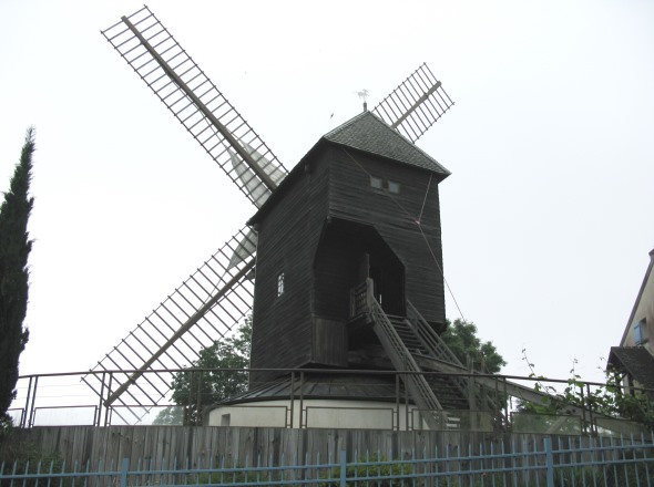 Moulin de Sannois le 5 juin 2016, vu de la rue