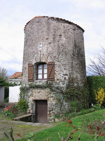 Second moulin dans le quartier des 3 moulins  St Julien de Concelles