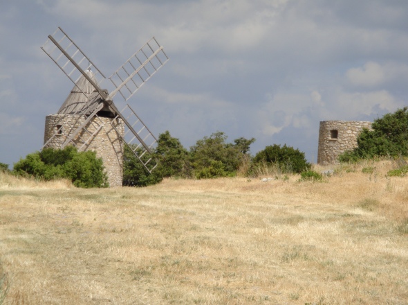 Moulins de St Julien le Montagnier