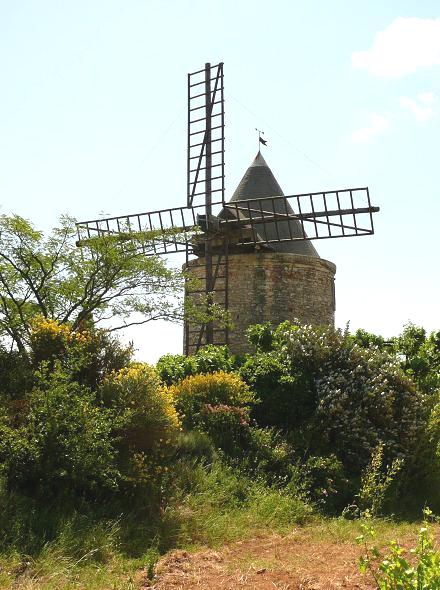 Moulin de la Badelle  St Pantalon de face