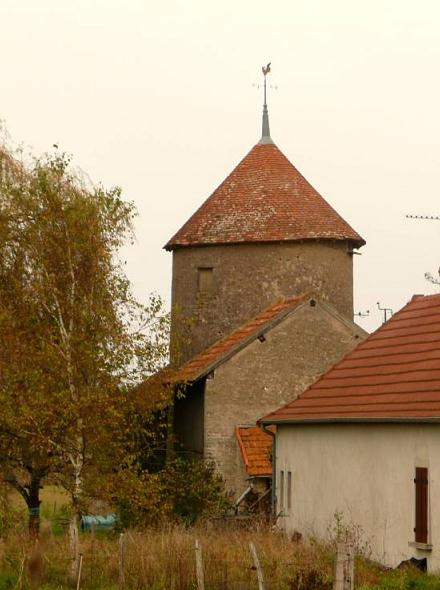 Le moulin  vent - St Parize le Chtel