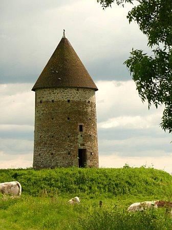 Moulin vieux - St Paul en Pareds, un ct