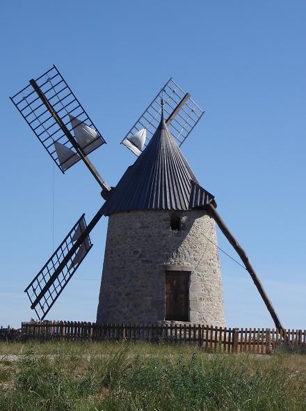 Moulin de St Pierre de la Fage - autre face