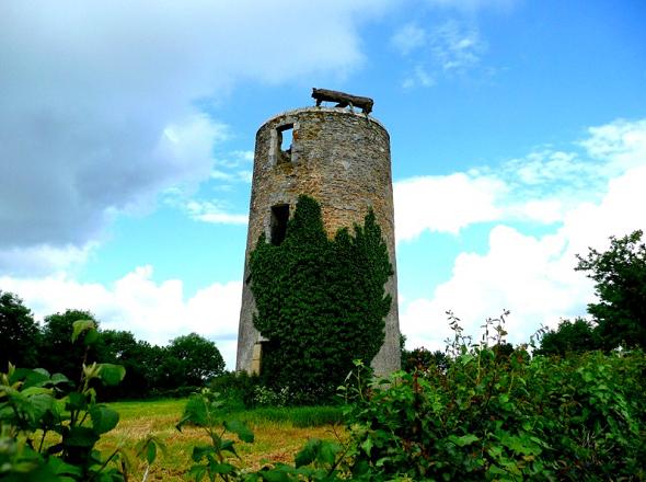 Ancien moulin  St Pierre du Chemin