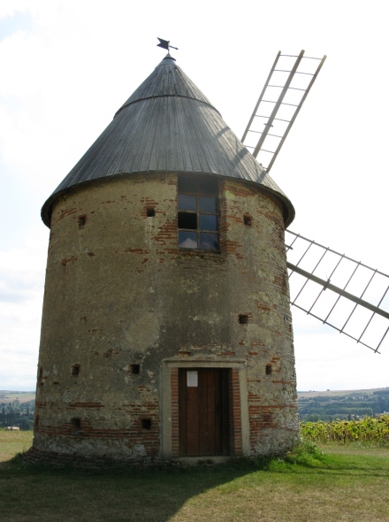 Moulin de Pesquies - St Sulpice sur Lze, autre vue