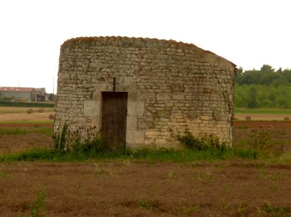 Moulin Pellerin  Xanton Chassenon