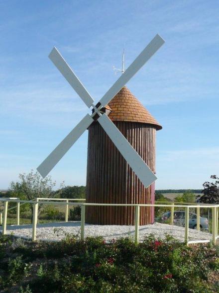 Moulin miniature à Bignay, autre vue